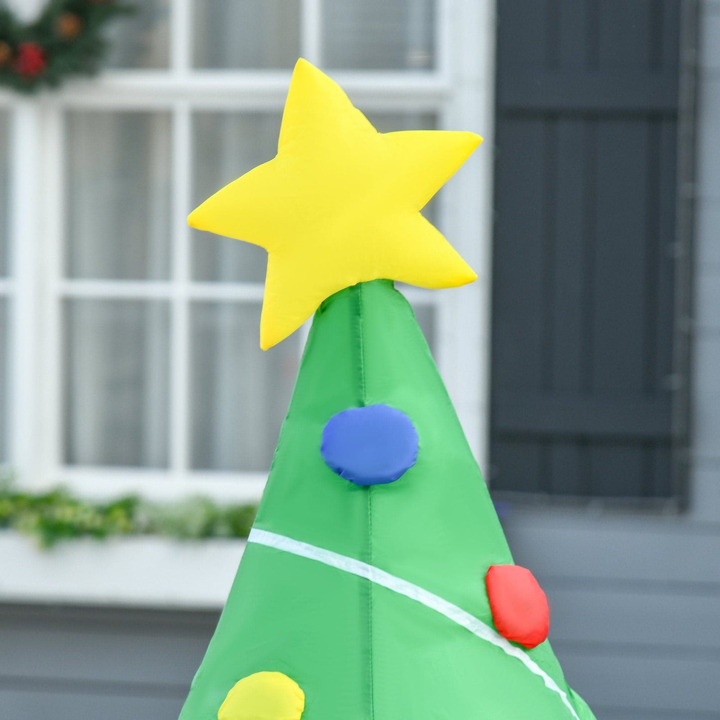 HOMCOM 5ft LED Inflatable Christmas Tree Decoration - maplin.co.uk