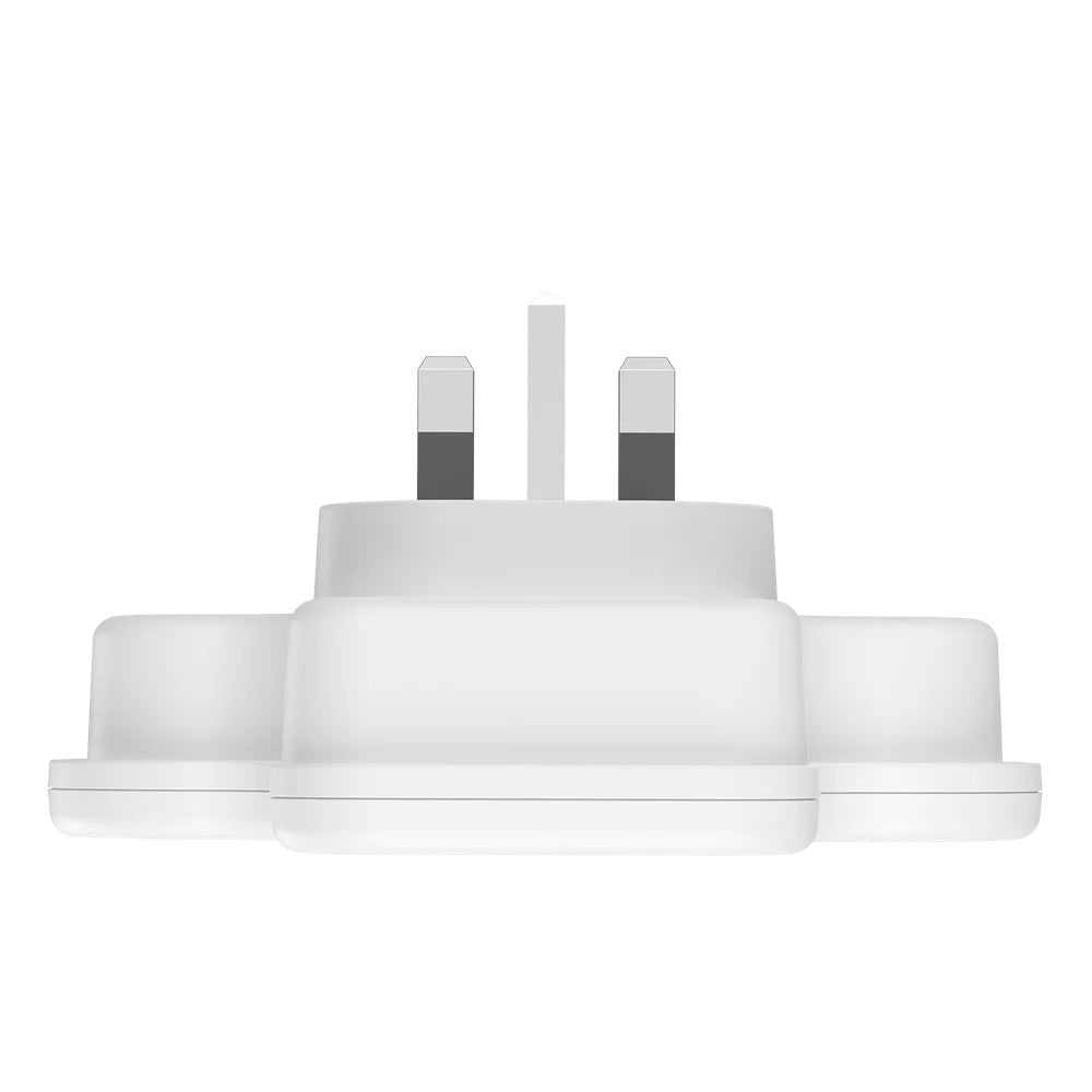 MOMAX OnePlug 3-Outlet Extension Plug Socket T-Shaped Power Strip with USB-C & 2x USB-A - White