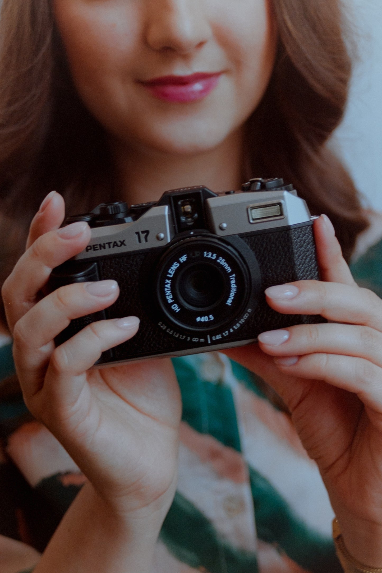 Pentax 17 Film Camera - Dark Silver