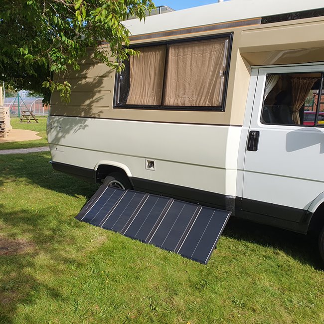 PV Logic 200W Fold Up Solar Panel with 20A Inline PWM Charge Controller