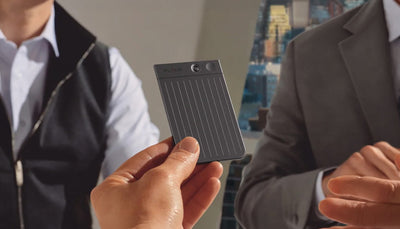 AI voice recorder in an office