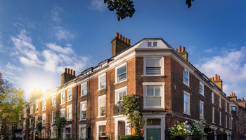 Can flats use plug-in solar?