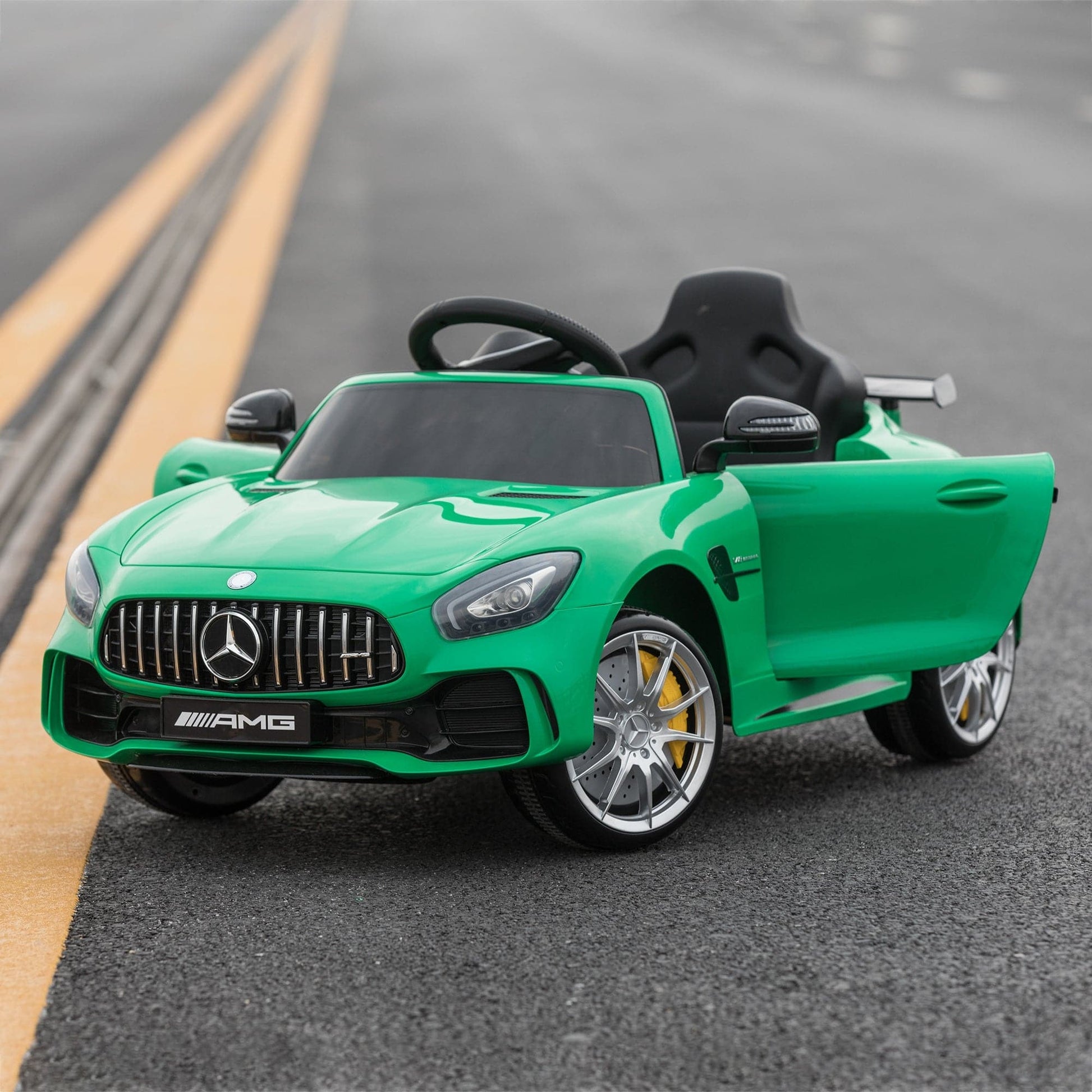 HOMCOM Mercedes-Benz GTR 12V Kids Electric Ride-On Car with Remote Control - maplin.co.uk