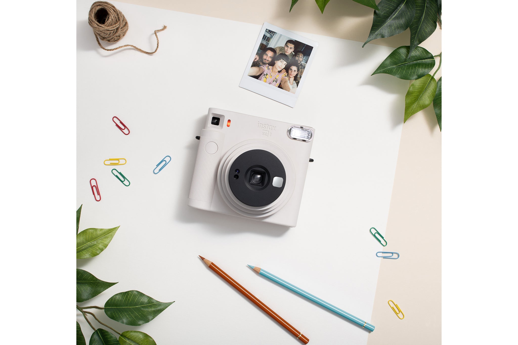 Fujifilm Instax Square SQ1 Instant Camera - White