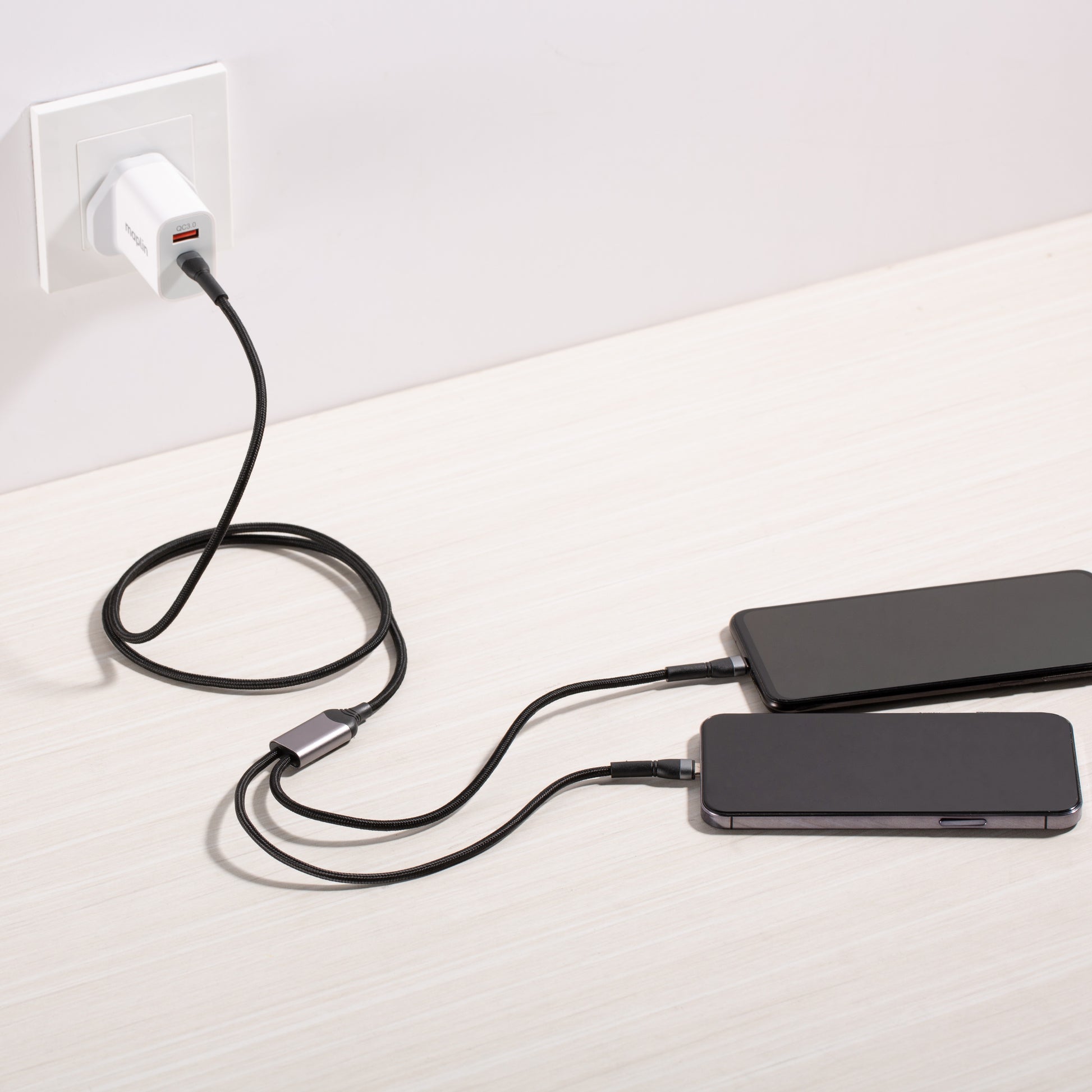 Maplin PRO USB-C to Dual USB-C 65W Data Transfer & Charging Braided Cable - Black - maplin.co.uk