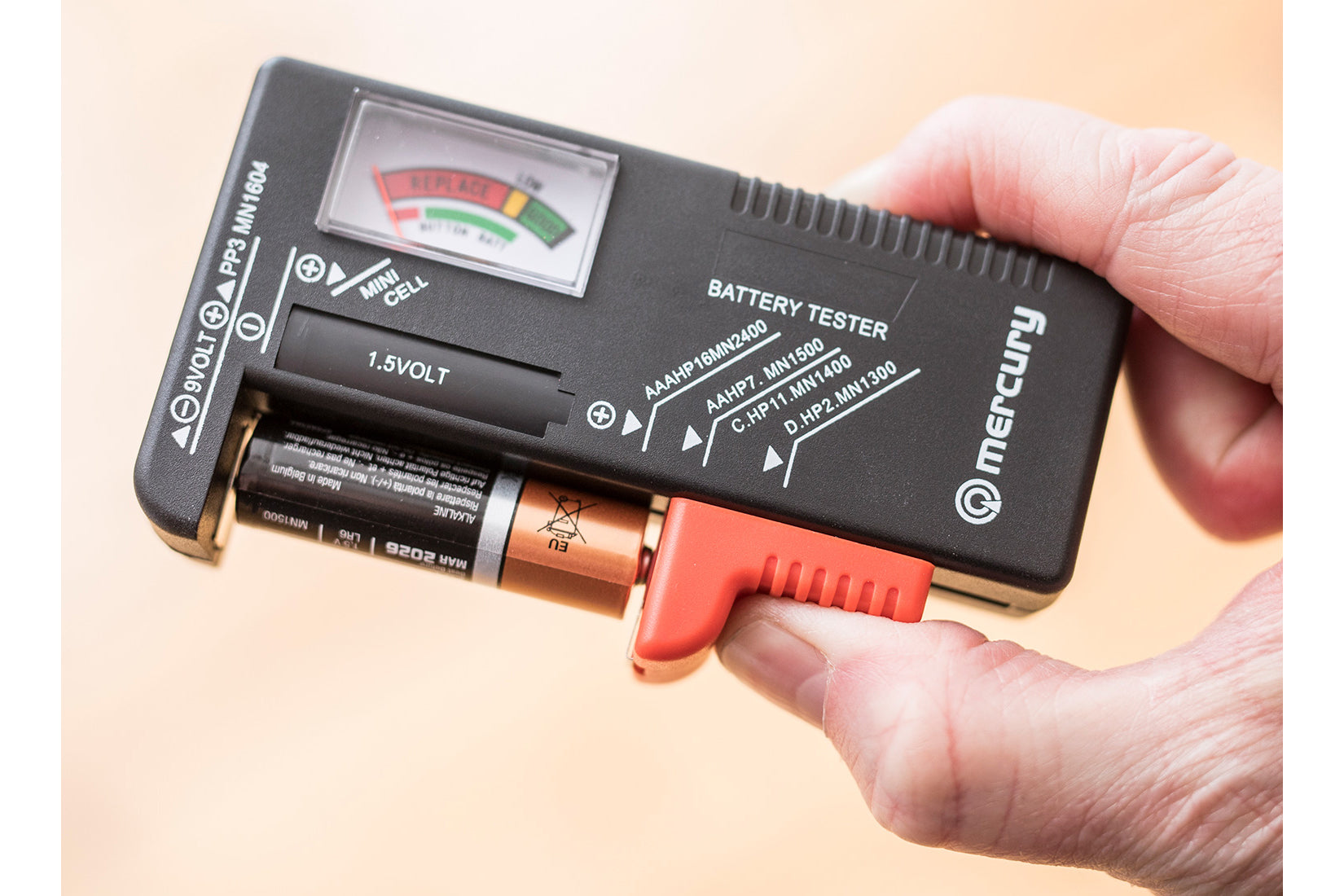 D, C, AAA, AA 9-Volt Battery Tester