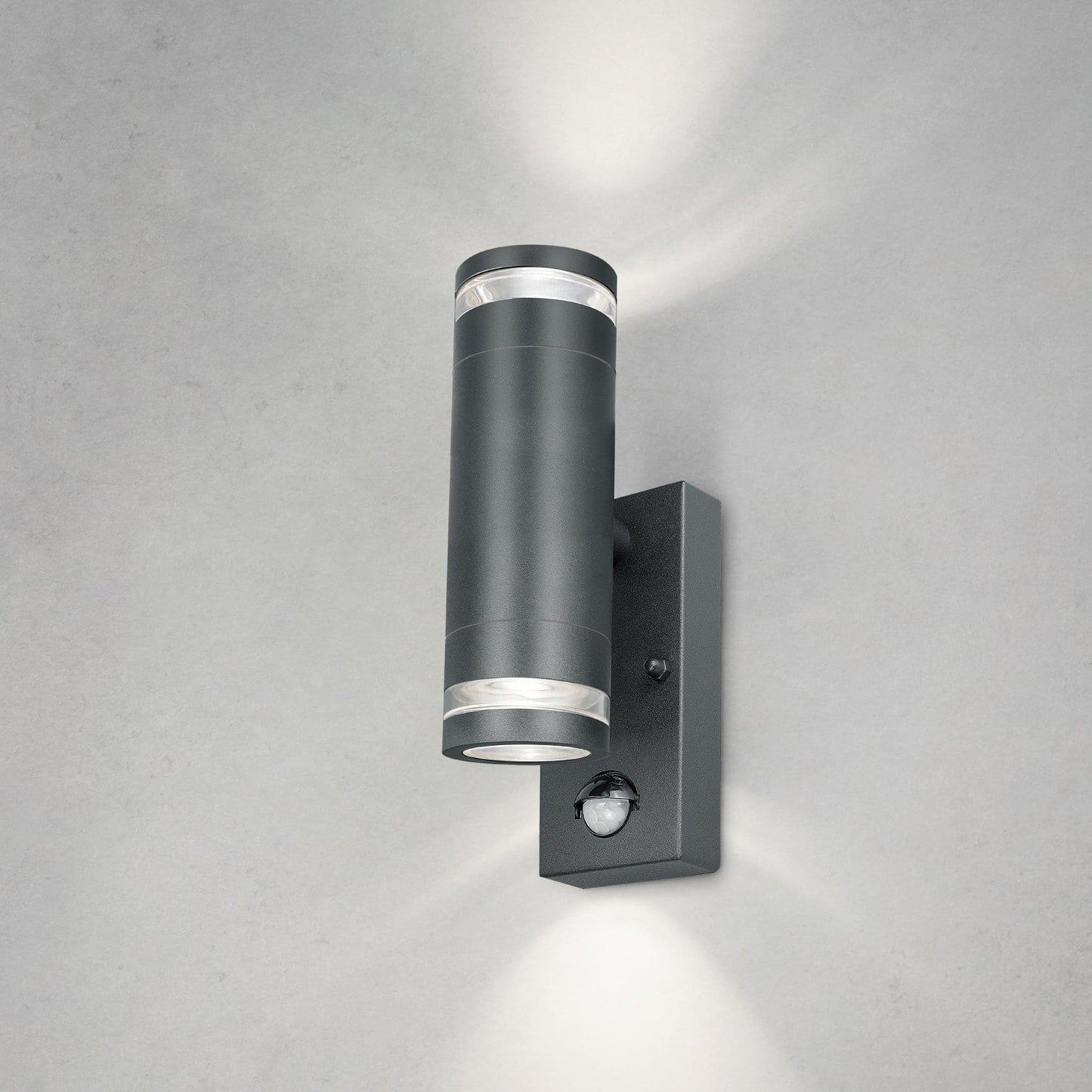 4lite Marinus GU10 Bi-Directional Outdoor Wall Light with PIR - Anthracite - maplin.co.uk