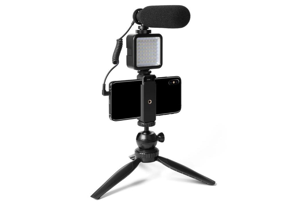 Maono Selfie Video Rig with Shotgun Microphone, LED Light & Tripod Phone Stand - maplin.co.uk